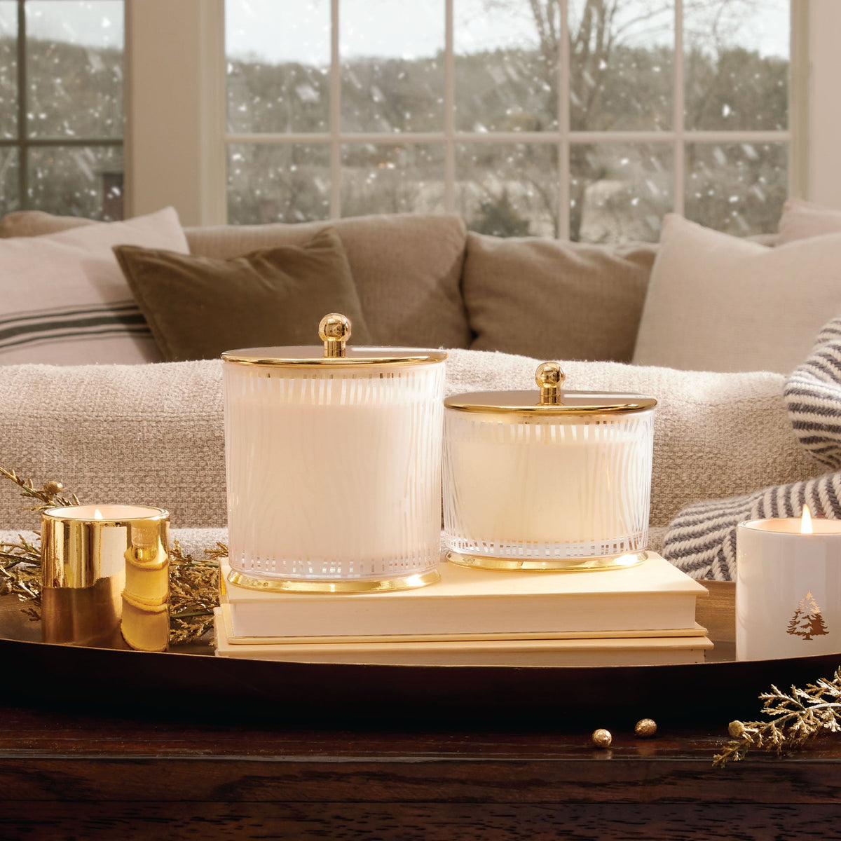 Frasier Fir? Gilded Frosted Wood Grain Candle